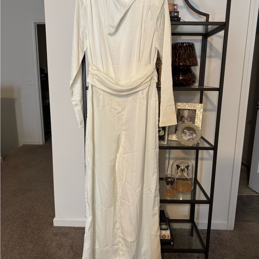 Elegant Cream Long Sleeve Jumpsuit